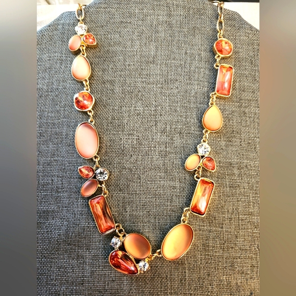 LAUNDRY BY SHELLI SEGALShort Collar Necklace. - Picture 1 of 5